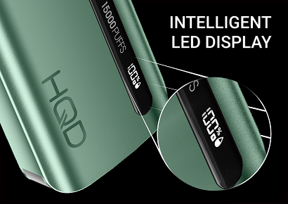 Intelligent LED display showing battery and e-liquid levels