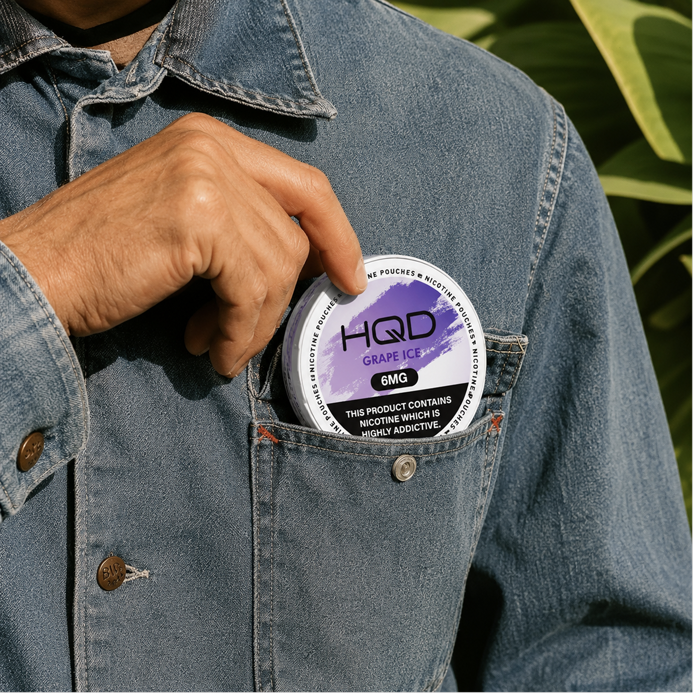HQD Nicotine Pouches in use